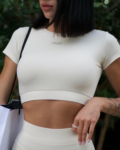 Mun Flow Top